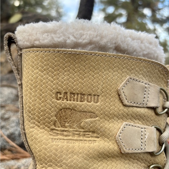 Sorel Caribou waterproof fleece trimmed  boots women size 7.5 (fits like size 8) - Picture 2 of 10